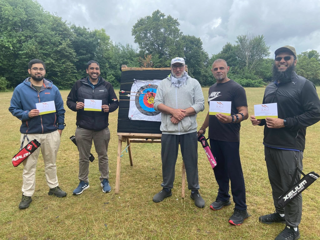 Andalus Archers Archery group with certificates by target